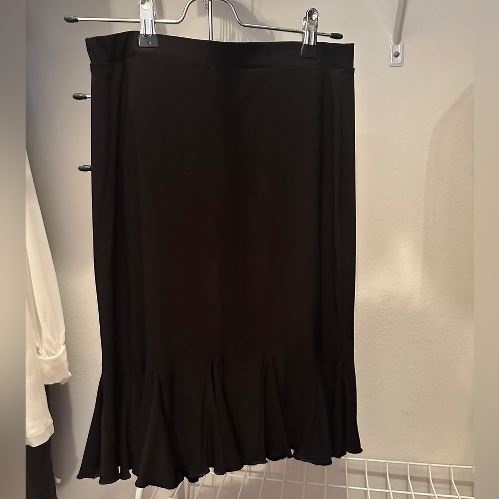 White House Black Market Black Skirt